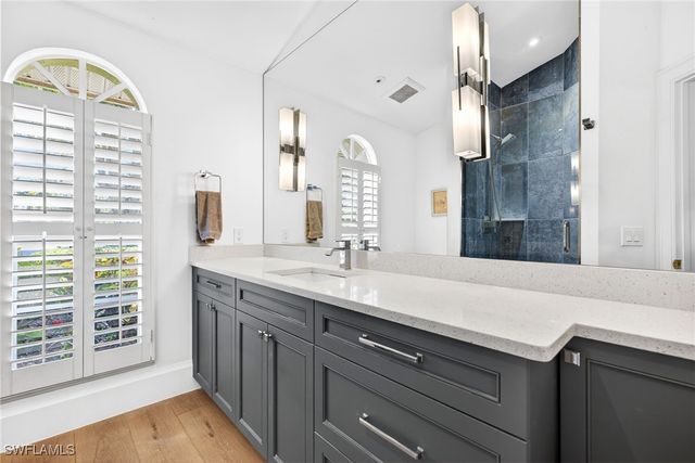 5825 Cloudstone CT, Naples, FL 34119