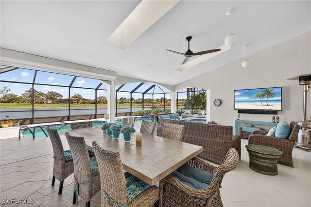 5825 Cloudstone CT, Naples, FL 34119