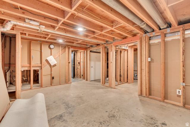 390 S SALEM DR, Salem, UT 84653