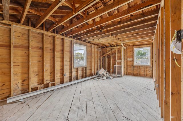 1550 College Hill Drive, Columbus, OH 43221