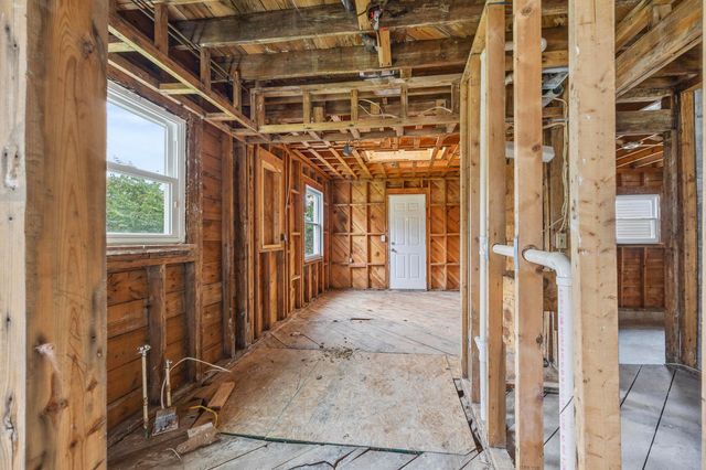 1550 College Hill Drive, Columbus, OH 43221