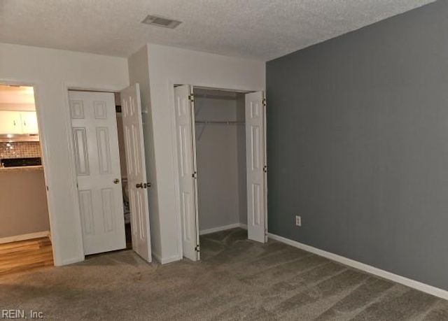 212 Burman Woods DR, Hampton, VA 23666