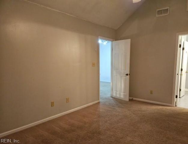 212 Burman Woods DR, Hampton, VA 23666