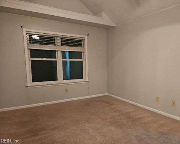 212 Burman Woods DR, Hampton, VA 23666