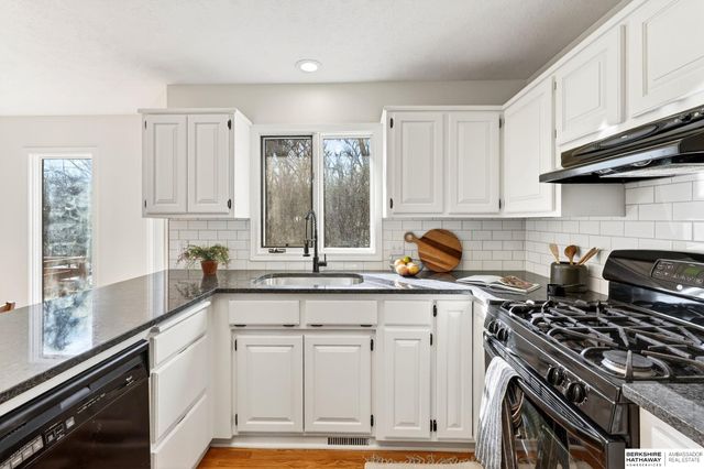 7835 Fort Street, Omaha, NE 68134