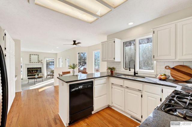 7835 Fort Street, Omaha, NE 68134