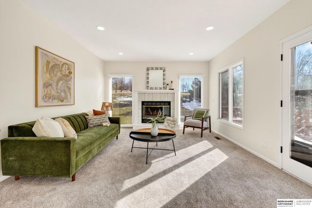 7835 Fort Street, Omaha, NE 68134