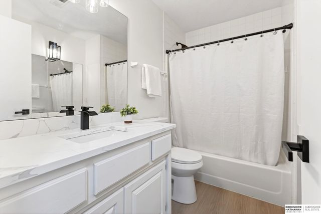 7835 Fort Street, Omaha, NE 68134