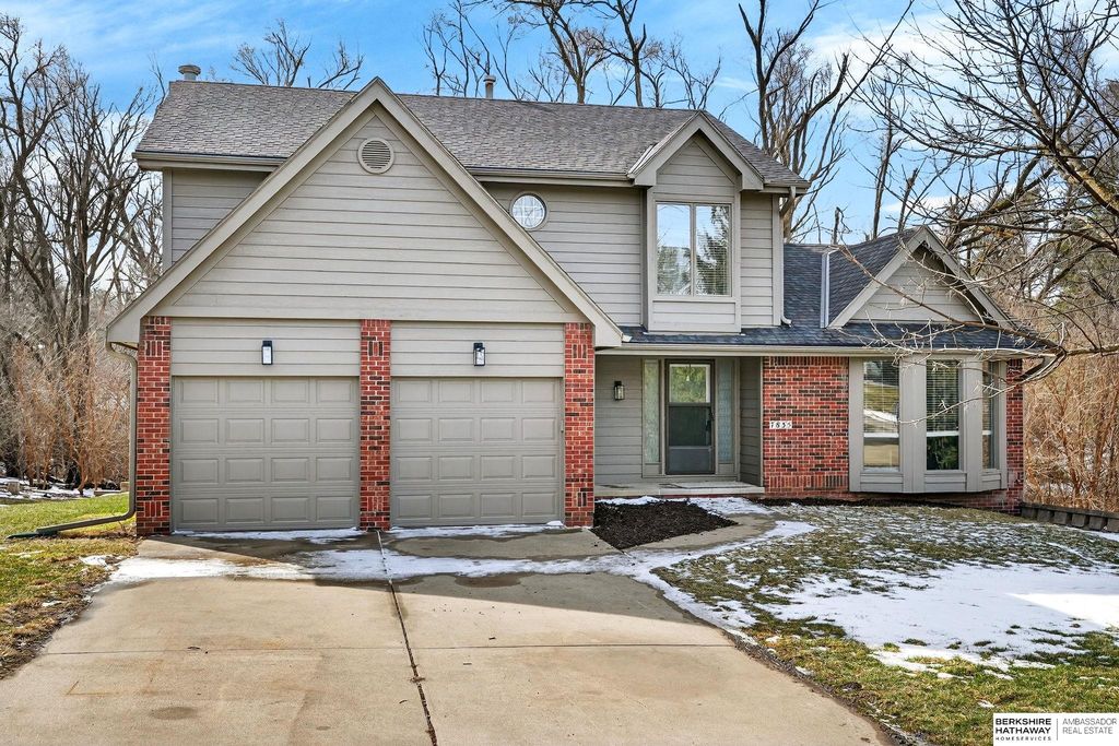 7835 Fort Street, Omaha, NE 68134