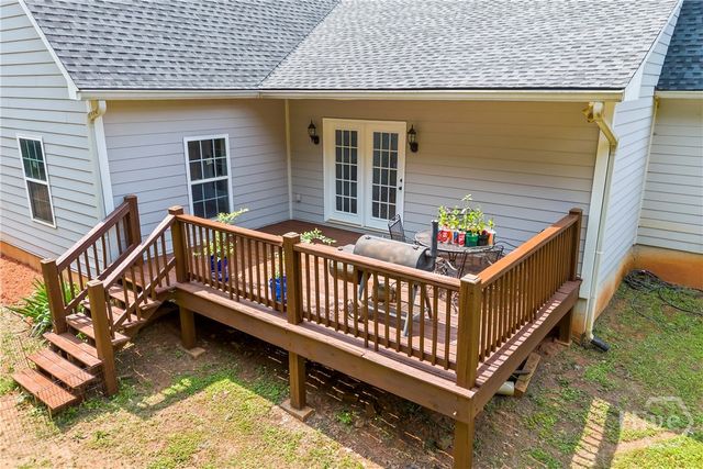 136 Wedgewood Drive, Danielsville, GA 30633