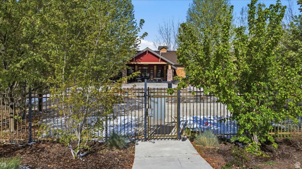 Image 22 of property listing at 1035 S 500 E #I-303, Heber City, UT 84032