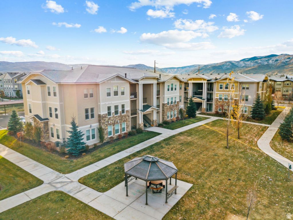 Image 28 of property listing at 1035 S 500 E #I-303, Heber City, UT 84032