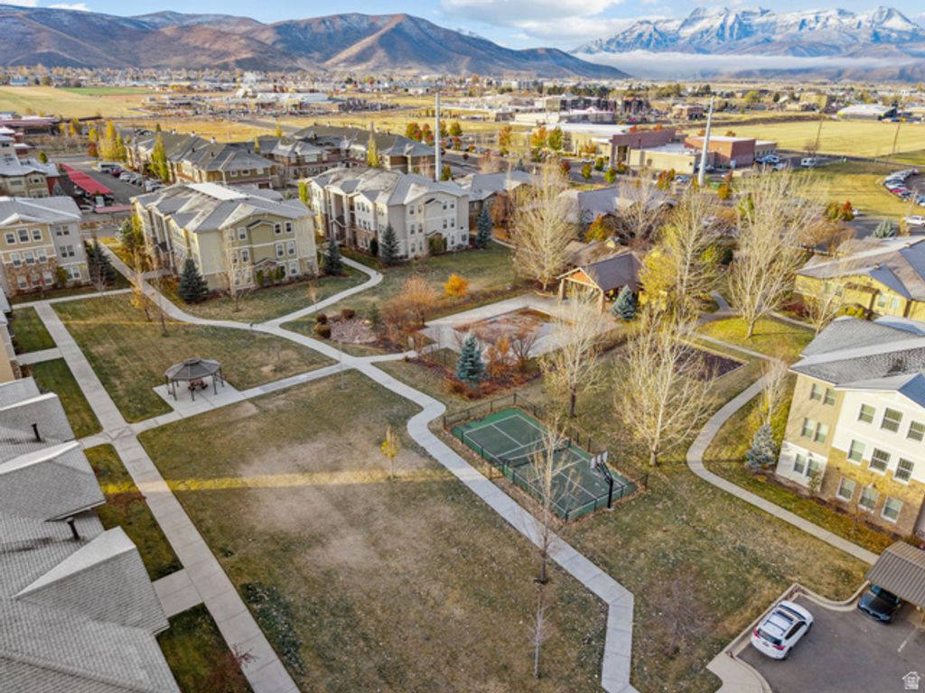Image 31 of property listing at 1035 S 500 E #I-303, Heber City, UT 84032