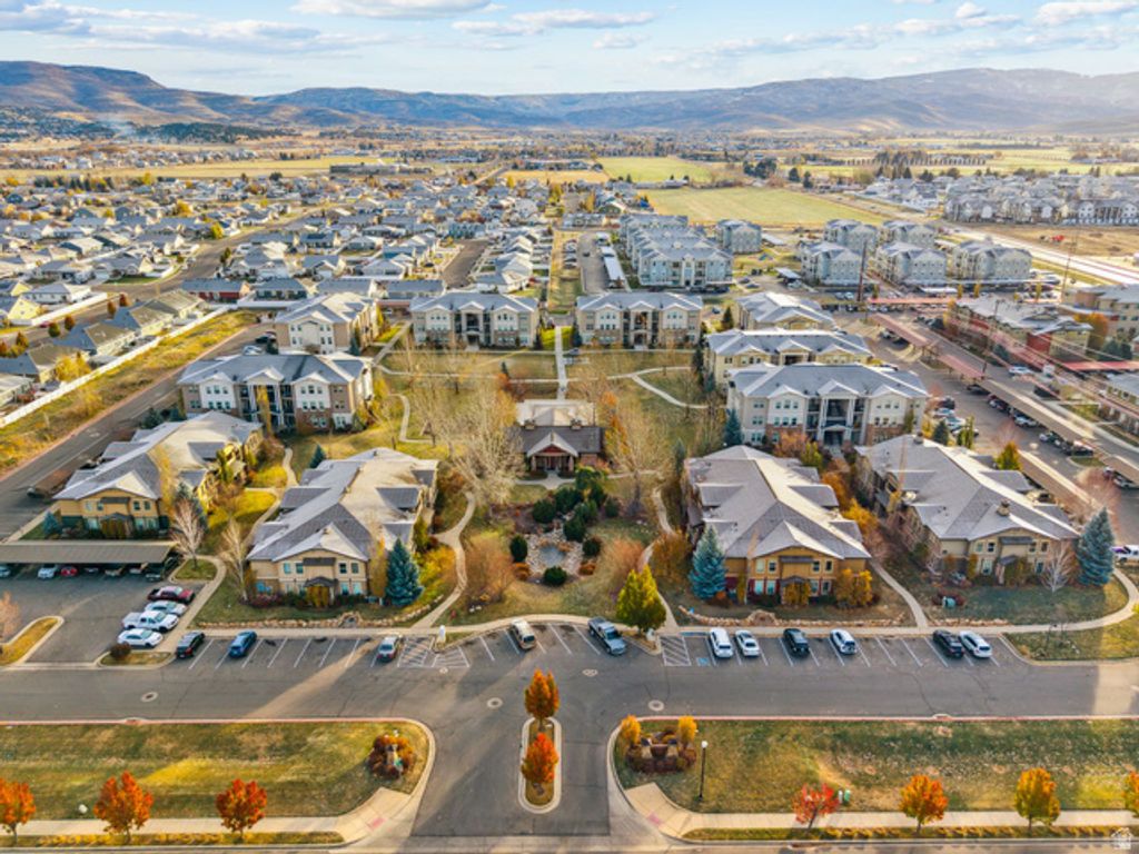 Image 35 of property listing at 1035 S 500 E #I-303, Heber City, UT 84032