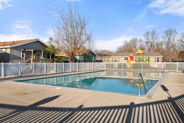 10 E South Stage Road SPC 505, Medford, OR 97501