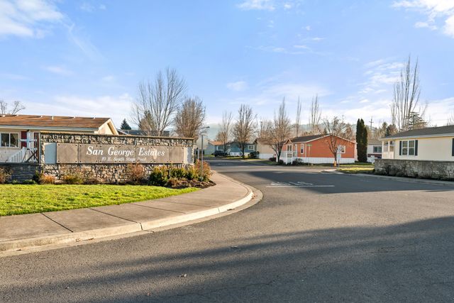 10 E South Stage Road SPC 505, Medford, OR 97501