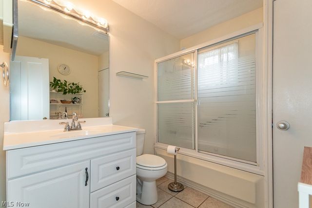 9815 Parkview Avenue, Garfield Heights, OH 44125