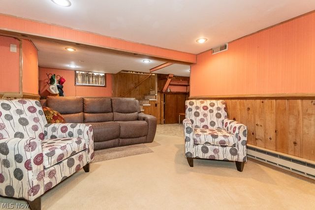 9815 Parkview Avenue, Garfield Heights, OH 44125