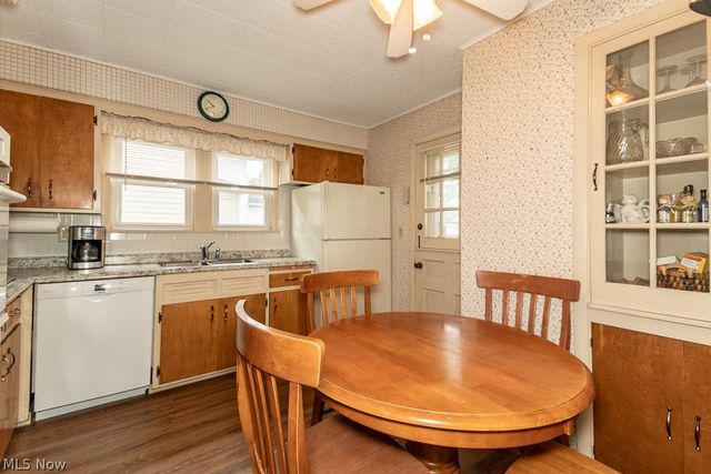 9815 Parkview Avenue, Garfield Heights, OH 44125