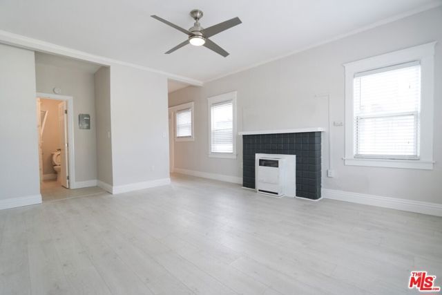 328 W 8th Street, Long Beach, CA 90813