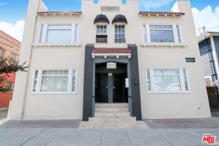 328 W 8th Street, Long Beach, CA 90813
