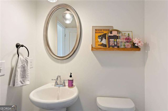 4654 Pine Street SE, Smyrna, GA 30080