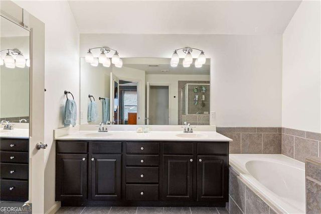 4654 Pine Street SE, Smyrna, GA 30080