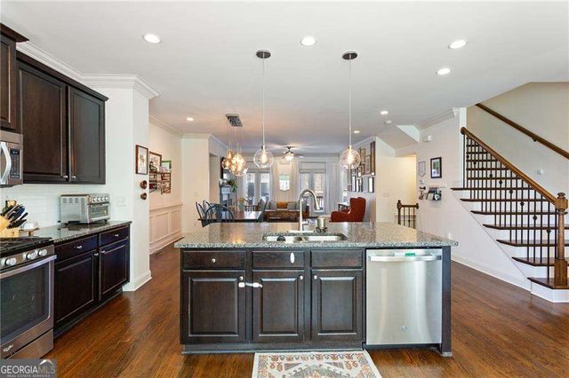 4654 Pine Street SE, Smyrna, GA 30080