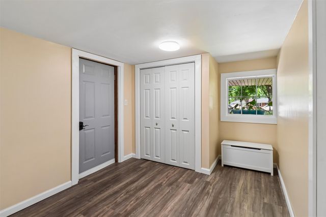 6706 Washington Avenue, Windsor Heights, IA 50324