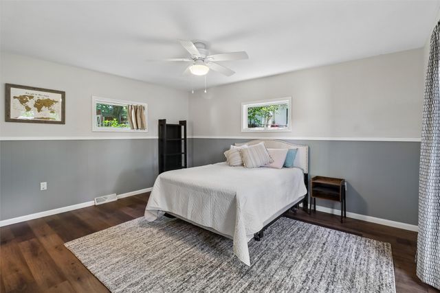 6706 Washington Avenue, Windsor Heights, IA 50324