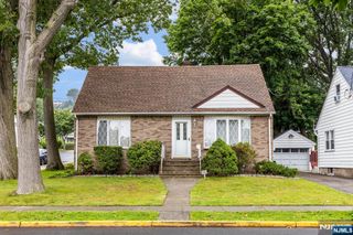 700 9th Street, Carlstadt, NJ 07072
