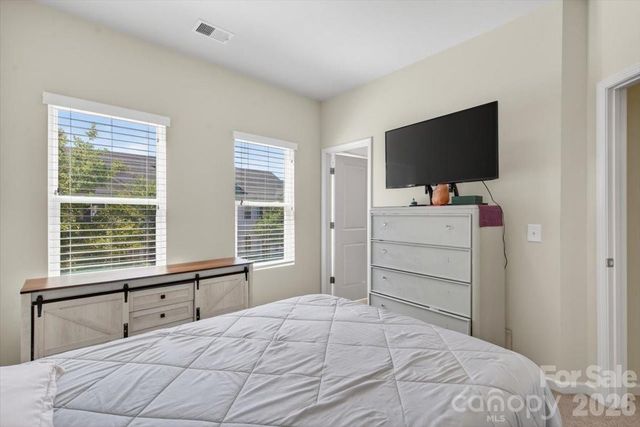 117 N Island Village Drive N, Mount Holly, NC 28120