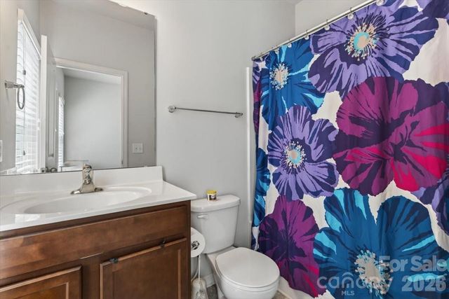 117 N Island Village Drive N, Mount Holly, NC 28120