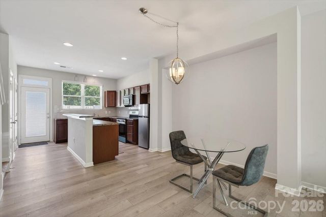 117 N Island Village Drive N, Mount Holly, NC 28120