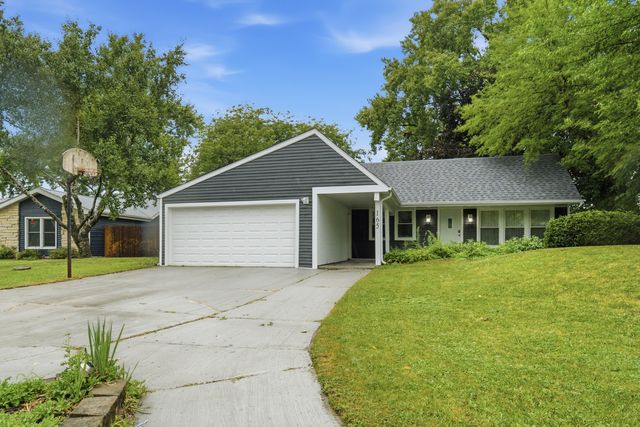165 Arrowhead Lane, Bolingbrook, IL 60440