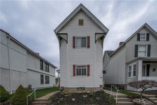 28 Penn Ave, Irwin, PA 15642