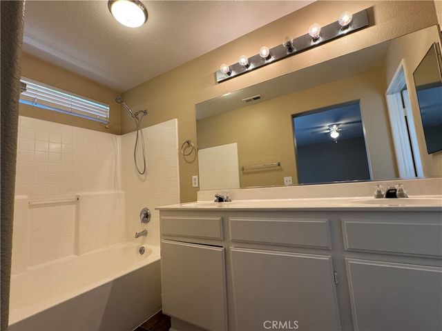 13579 Winewood, Victorville, CA 92392