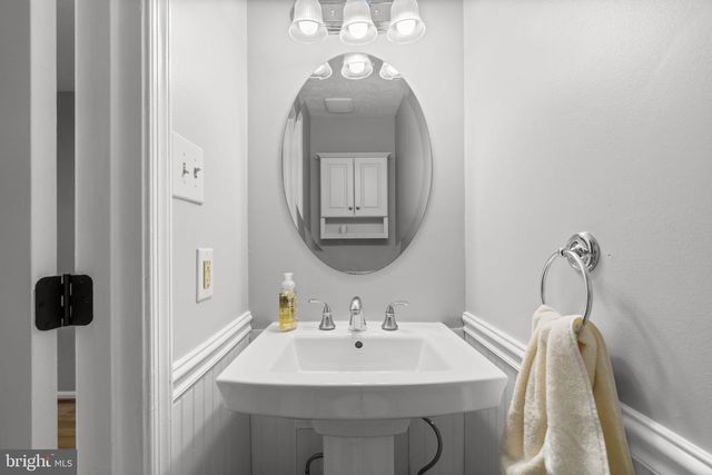 8428 BRADDOCK WAY, Columbia, MD 21046