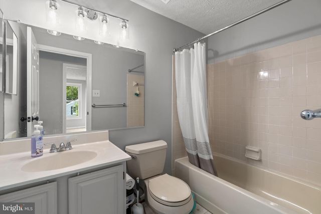 8428 BRADDOCK WAY, Columbia, MD 21046