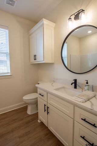 11463 Windsor Park Dr, Tyler, TX 75709