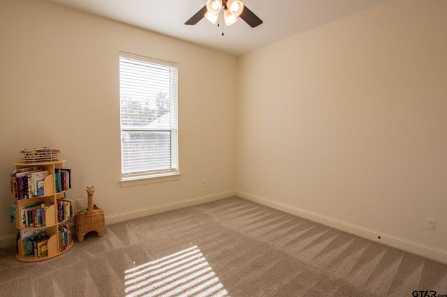 11463 Windsor Park Dr, Tyler, TX 75709