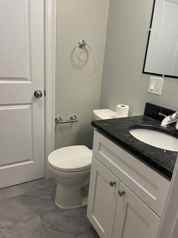 45 Spring Street 13, Boston, MA 02132