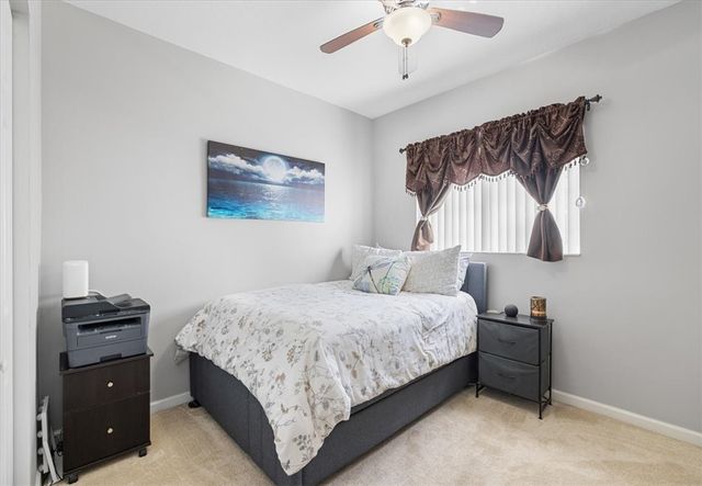 544 7th Square SW 102, Vero Beach, FL 32962