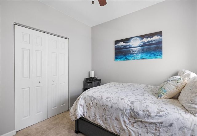 544 7th Square SW 102, Vero Beach, FL 32962