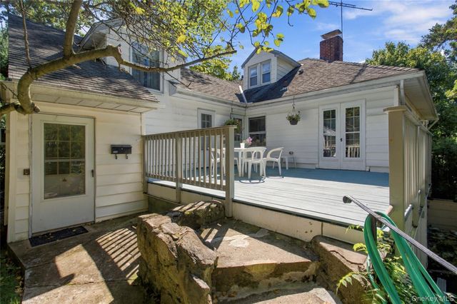1 Brookfield Place, Pleasantville, NY 10570