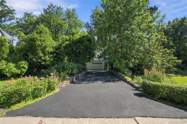 1 Brookfield Place, Pleasantville, NY 10570