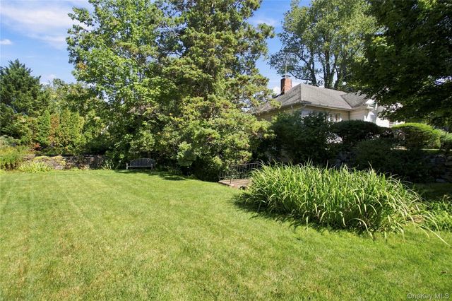 1 Brookfield Place, Pleasantville, NY 10570