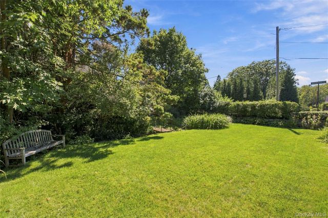 1 Brookfield Place, Pleasantville, NY 10570