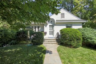 1 Brookfield Place, Pleasantville, NY 10570