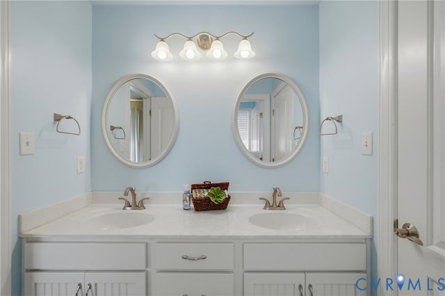4806 Jennway Loop, Moseley, VA 23120
